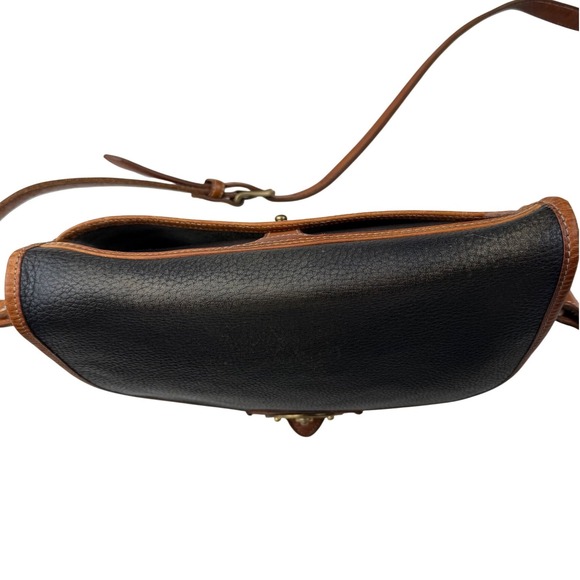 Dooney & Bourke Vintage All Weather Leather Crossbody Bag Black Tan Brass Toggle - Picture 3 of 9